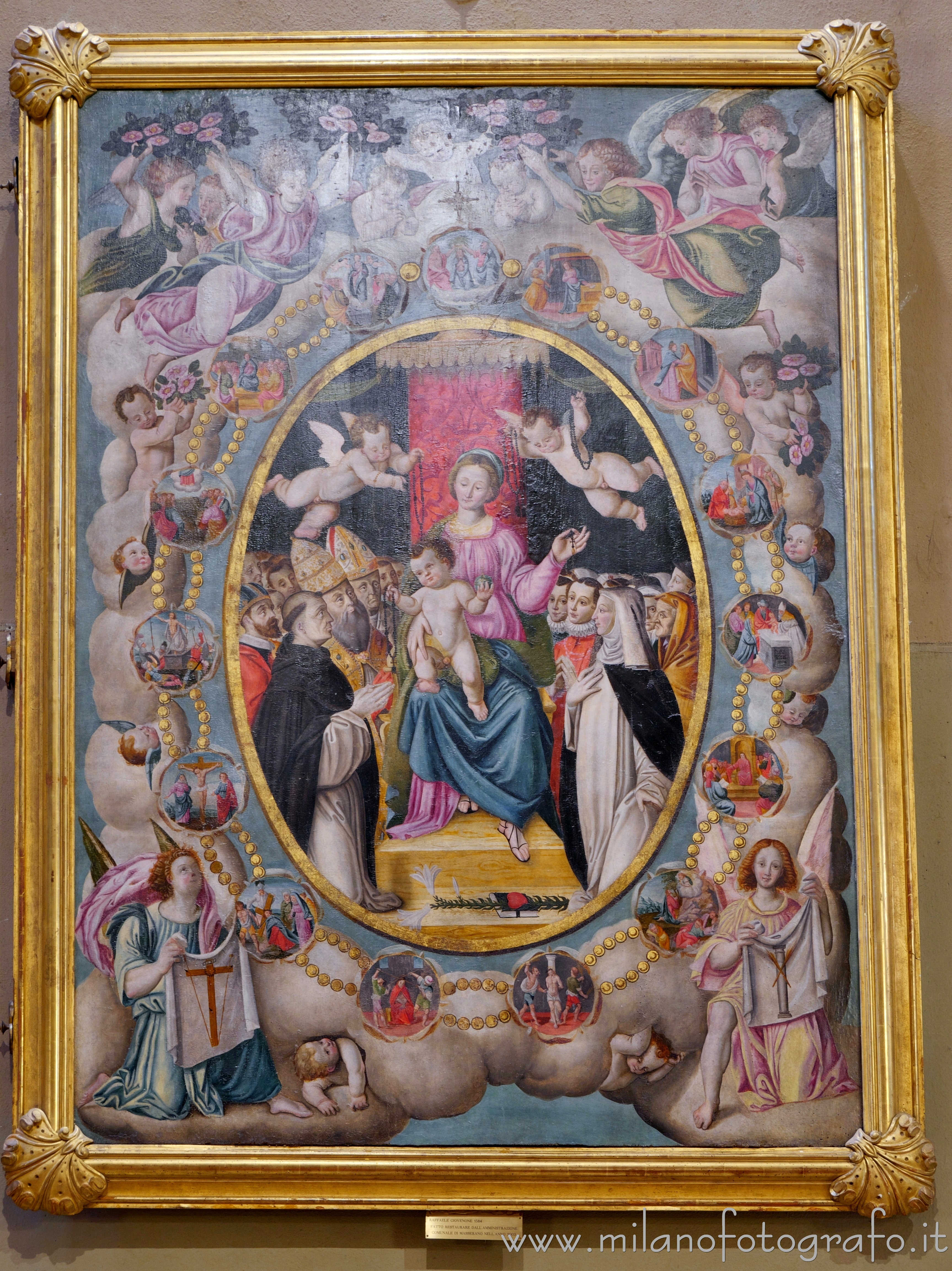 Masserano (Biella) - Madonna del Rosario di Raffaele Giovenone nella Chiesa Collegiata della Santissima Annunziata